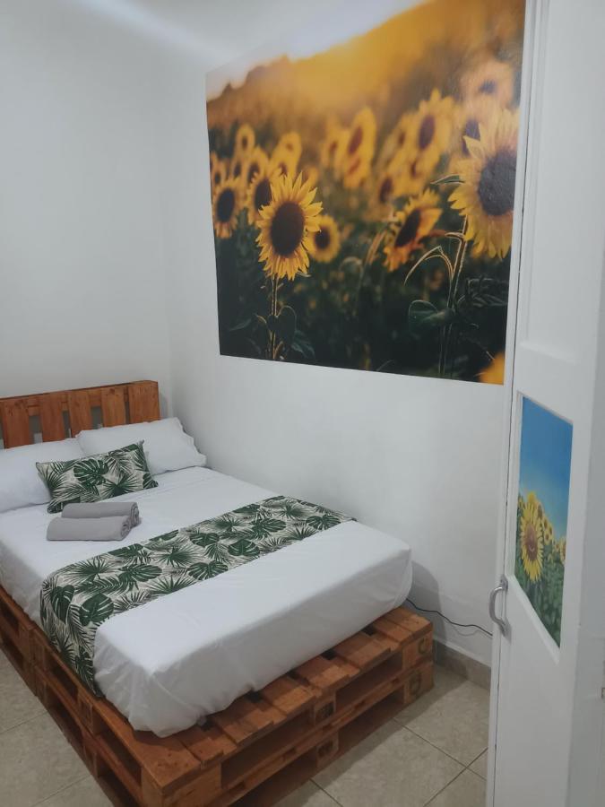 אנביגאדו Hospedajes El Jardin מראה חיצוני תמונה